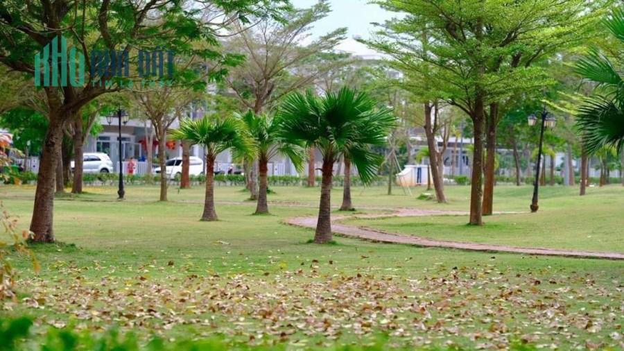 Hàng thơm : nhà mới đẹp Khu tái định cư Phong Phú 4 Bình Chánh, giá 7 tỷ