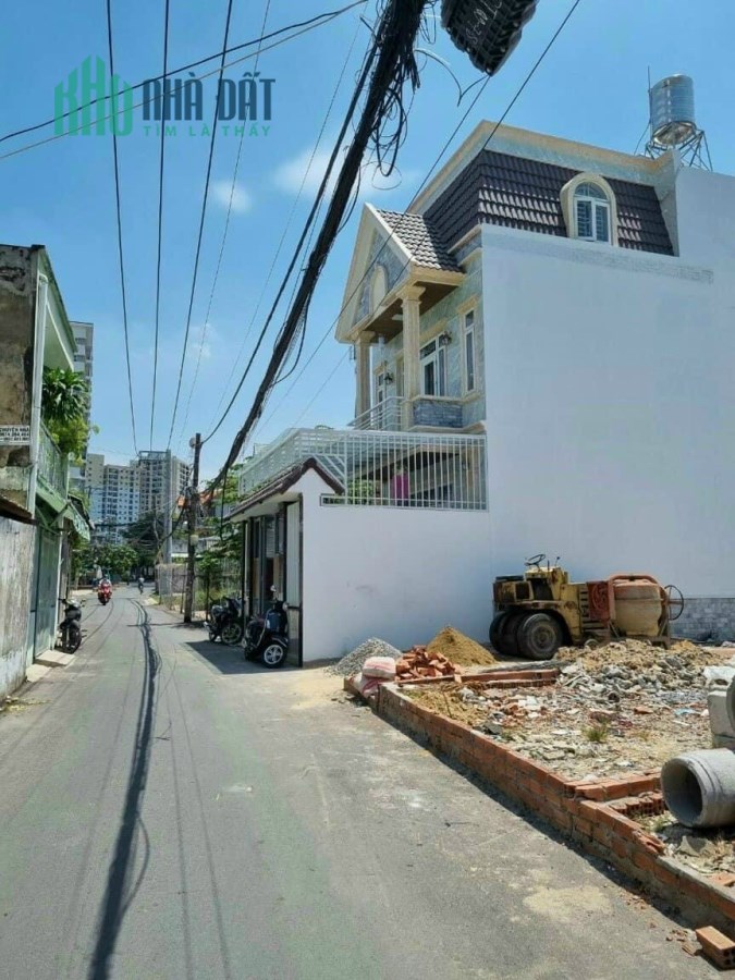 Nhà mặt tiền đường 624 phước long B, diện tích 61m cấp 4 khu trung tâm