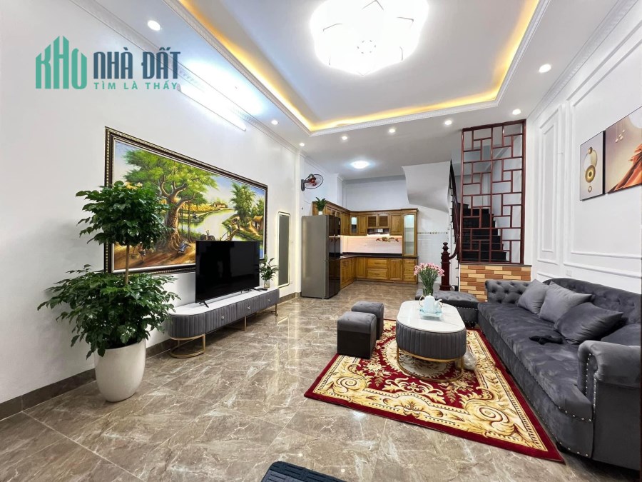 Bán Nhà Cầu Diễn 45m2-Chỉ 4tỷ15-Lô Góc-Gần Ô tô-Full Nội Thất