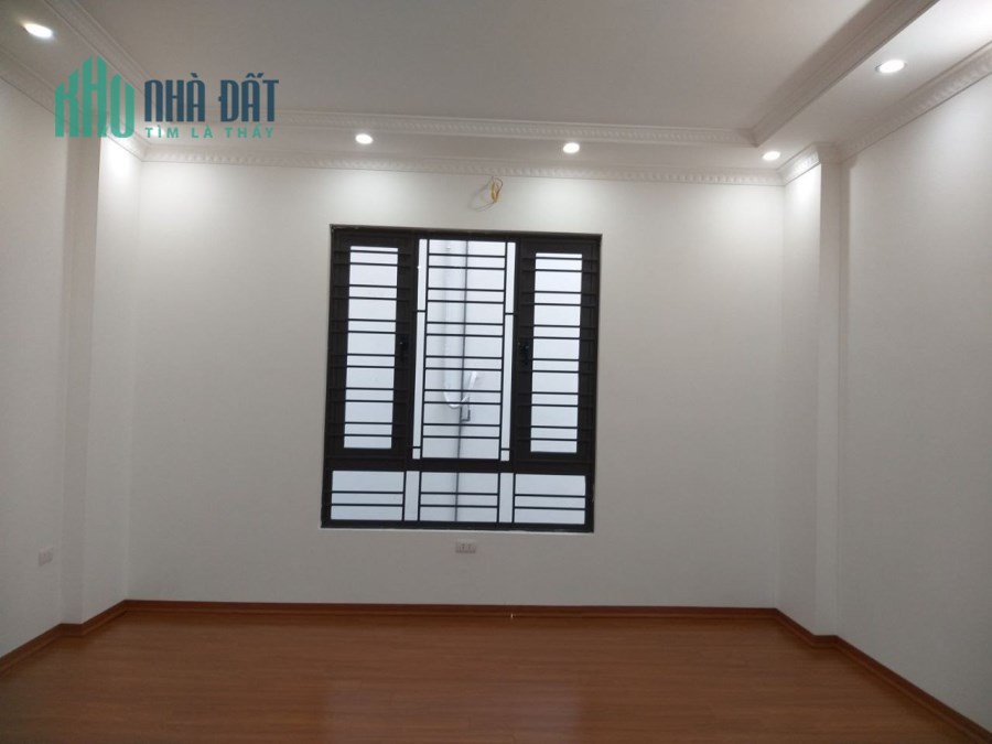 Bán nhà Lương Sử 25m2 x 4T, nhỉnh 2 tỷ