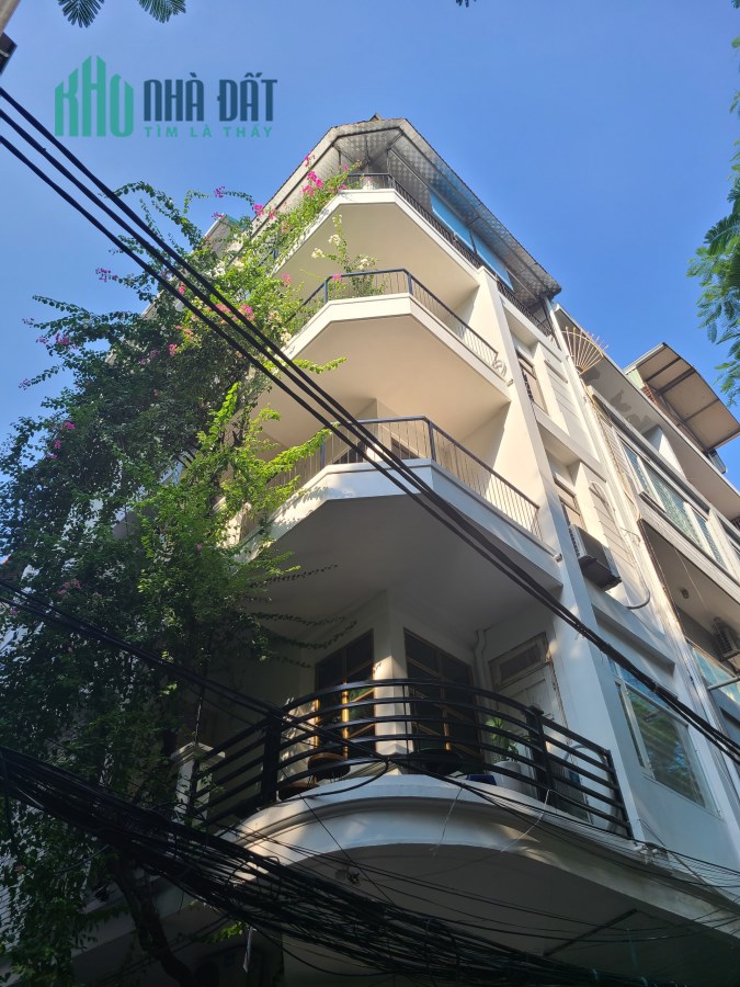 Bán nhà mặt phố Nguyễn Chí Thanh, Ba Đình, Hà Nội, 32m2, mt 5m, giá 10.5 tỉ, quy hoạch chuẩn