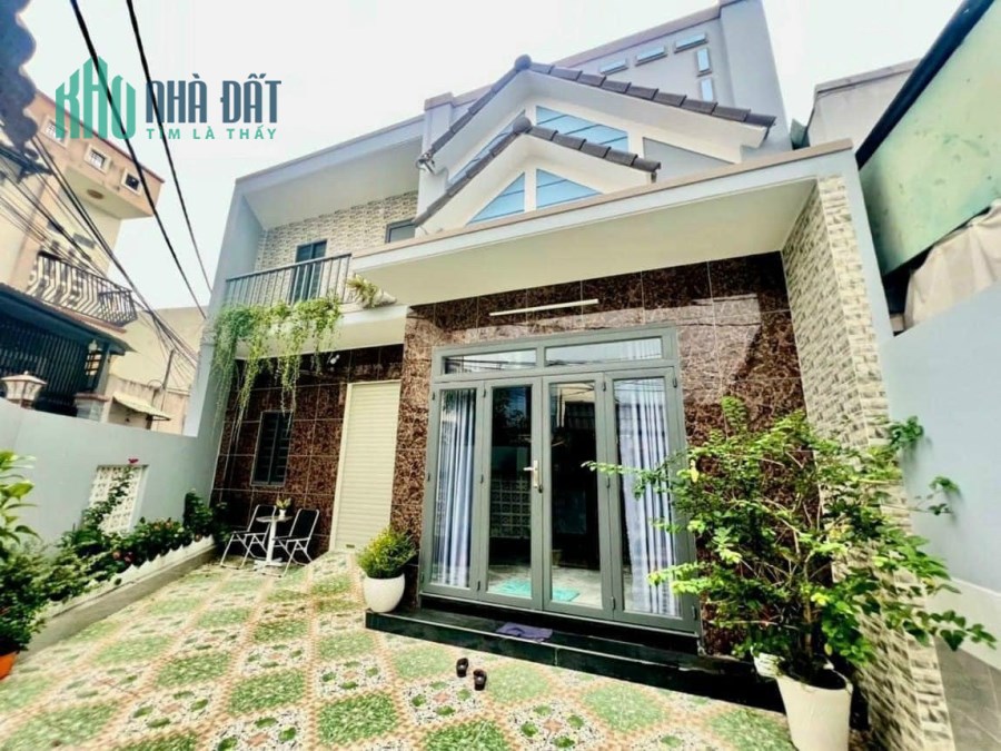 nhà ngay văn hoa vila thống nhất biên hòa 106m2 SHR thổ cư