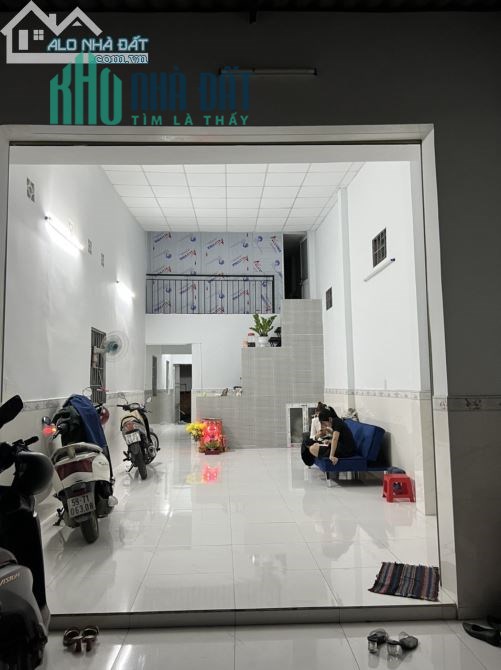 Nhà Ngộp Đs 4 Trường Thọ. DT 100m2 Ngang 5m, Hẻm Xe Tải. Chỉ 4 tỷ 5.