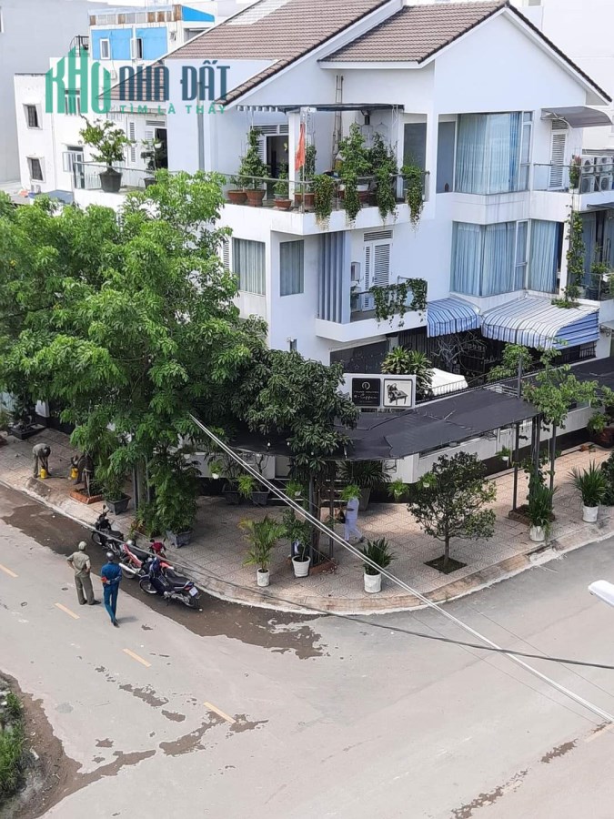 Bán BIỆT THỰ 2 tầng lô góc 14x18, đường số 3, phường 7, Quận 8, GIÁ 16 tỷ