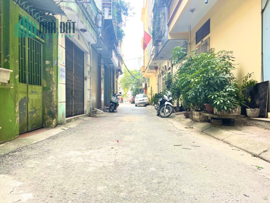Gấp Bán nhà Mai Dịch Phân lô vỉa hè ngõ thông ô tô  DT 31m 6t Giá nhỉnh 5,5 tỷ