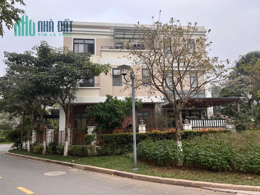 BÁN BIỆT THỰ TÂY HỒ - KĐT TÂY HỒ TÂY. KHU VỰC TOÀN QUAN CHƯC CẤP CAO. DT 355M2. GIÁ 140 TỶ