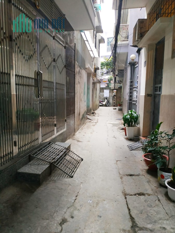 NGỌC KHÁNH 55M X 4 TẦNG LÔ GÓC, NHÀ DÂN XÂY. NGÕ THÔNG. GIÁ 5.2 TỶ.