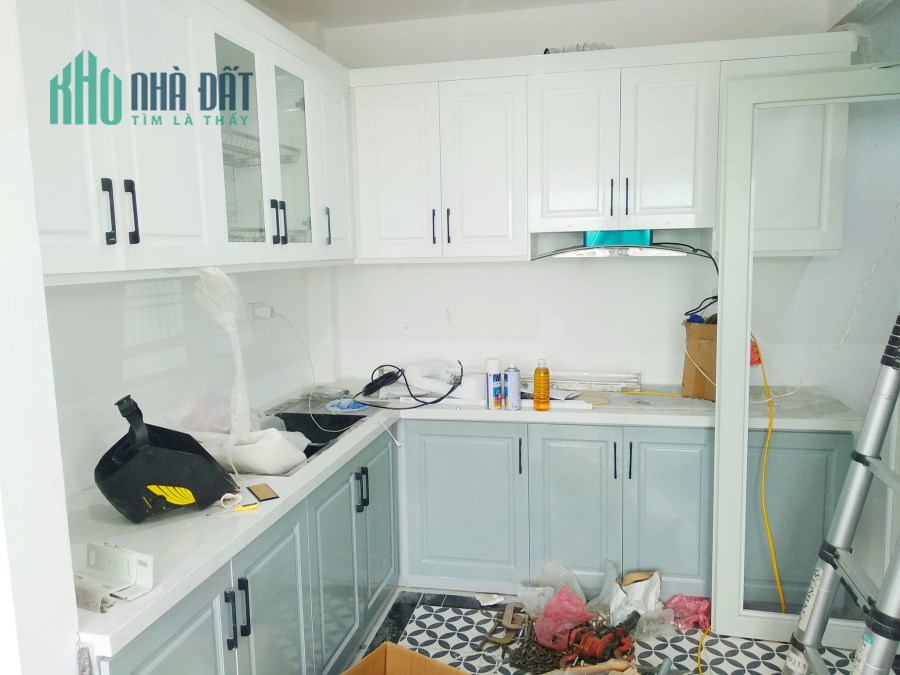 Bán nhà Nguyễn Xiển, ngõ ô tô tránh, vỉa hè rộng, DT52,5m2, MT4,1m. 11,3 tỷ. 0338080356