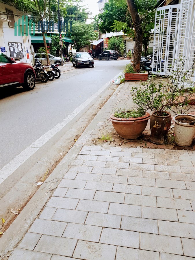 Bán nhà riêng Võ Chí Công quận Tây Hồ, Phân Lô, Ô Tô đỗ cửa, Kinh Doanh, 58m x 4 tầng, MT 4m, giá