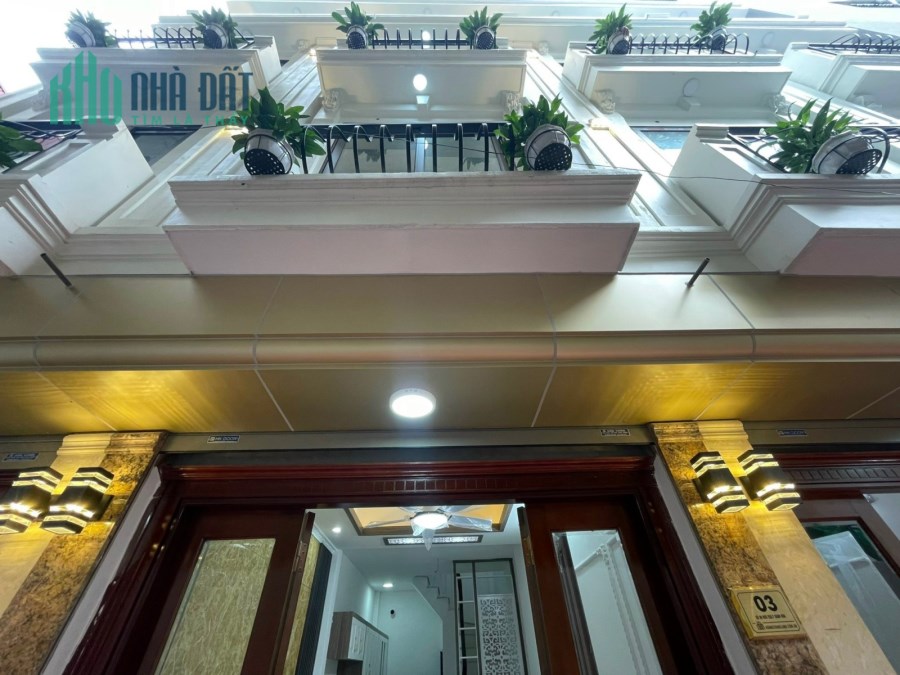 Bán nhà Ngô Gia Tự, với nhỉnh 2 tỷ có 10 căn nhà 5 tầng, Dt 31m. khu HOT nhất khu vực để lựa chọn.
