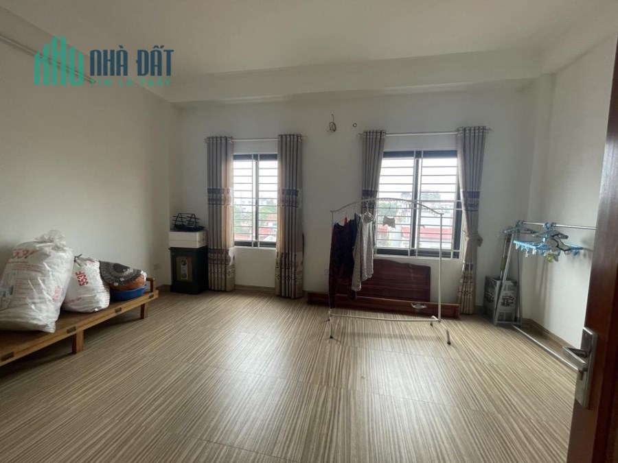 BÁN NHÀ CẦU GIẤY-KINH DOANH-OTO TRÁNH-LÔ GÓC-CHỈ 6TỶ