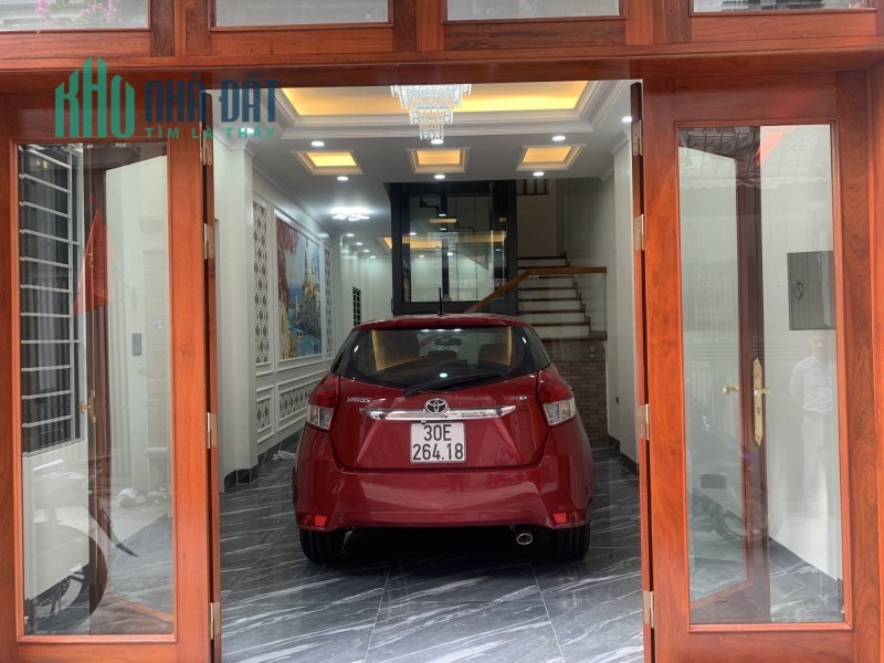 BÁN NHA TRONG NGÕ NGUYỄN VAN CÙ 85M 5T MT4.4 12.2 TỶ THANG MÁY