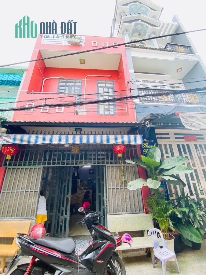 Bán nhà Đất Mới Bình Tân 40m2 HXH thông 3 tầng giá 3 tyx