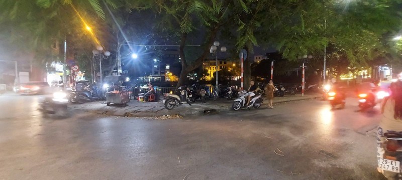 BÁN NHÀ MẶT PHỐ NGUYỄN VĂN CỪ 78m MT4.2 15.8 TỶ