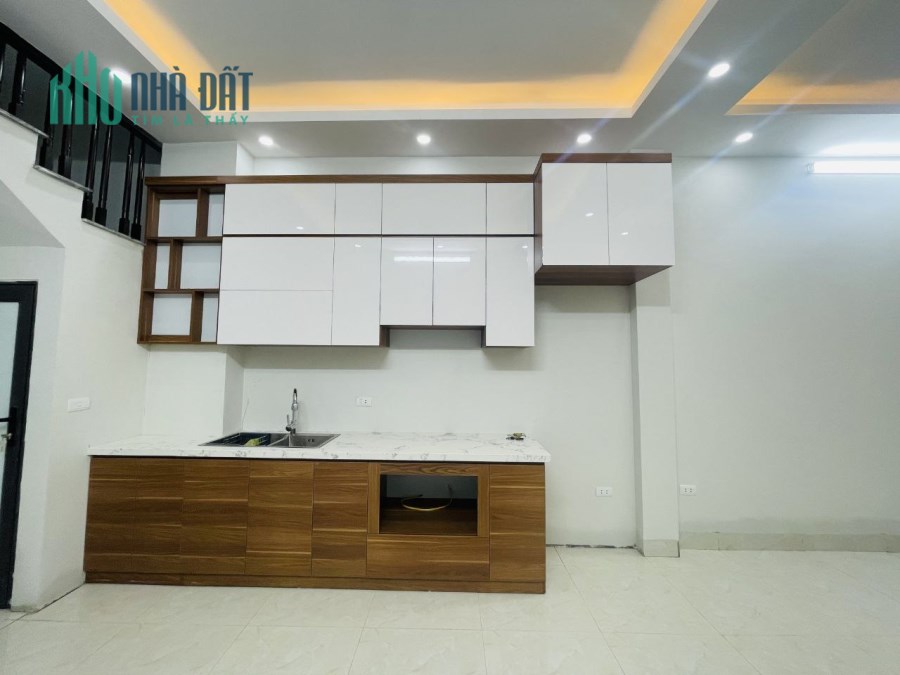 Bán nhà Thái Hà Ở LUÔN 40m2 x 4T, nhỉnh 3 tỷ