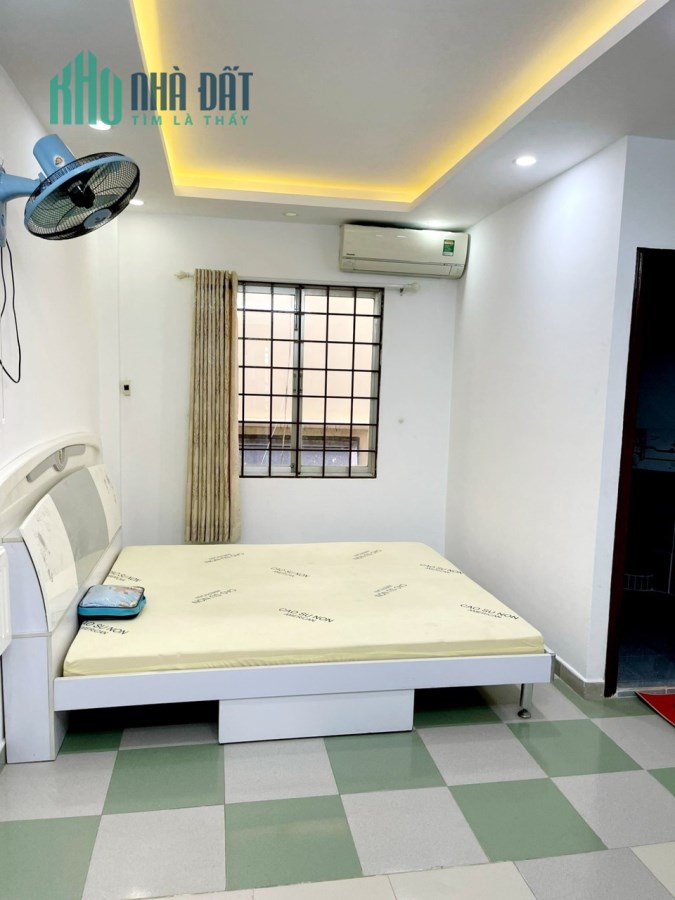 BÁN GẤP NHÀ MẶT TIỀN THỤT-DUY TÂN PHÚ NHUẬN-65M2- NGANG 4.5 M- 4TẤNG BTCT- DÒNG TIỀN 25 TR-TẶNG