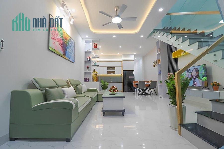 Bán nhà Huỳnh Tấn Phát 42M2*5T - 3 tỷ. Gần KCN Sài Đồng B 200M.