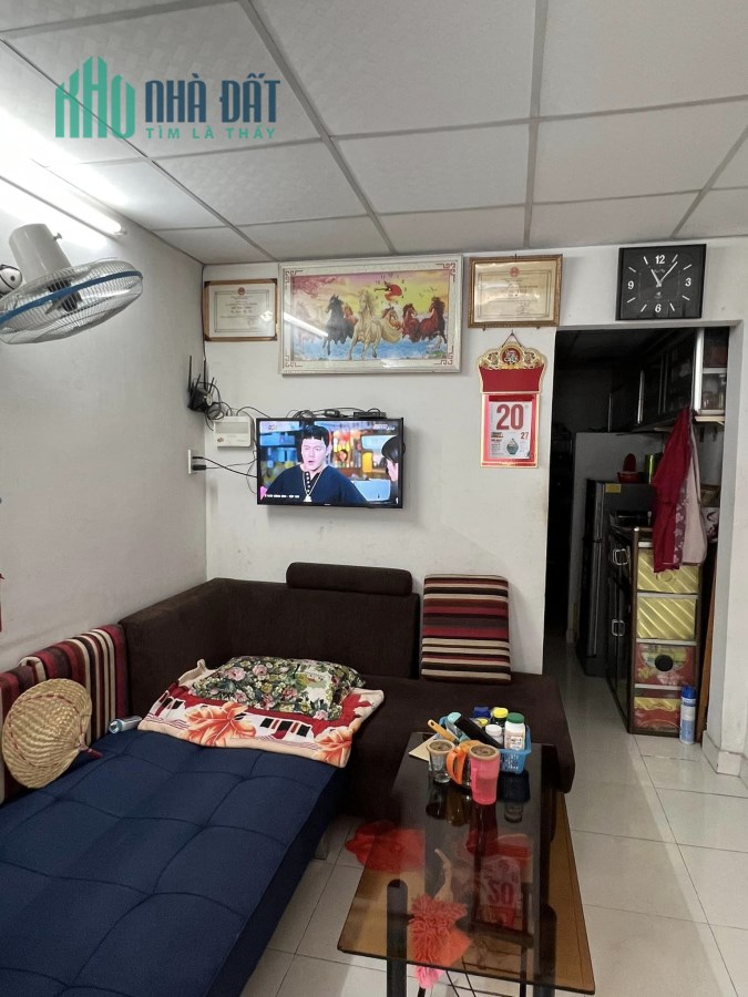NHÀ PHÚ THỌ HÒA-TÂN PHÚ-HẺM XE TẢI ĐỖ CỬA - 32M2- 3PN - NHỈNH 3 TỶ.