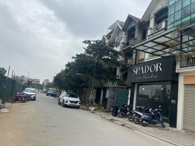 Chính chủ cần sang nhượng Showroom nội thất tại khu VOV Mễ Trì, Nam Từ Liêm, Hà Nội.