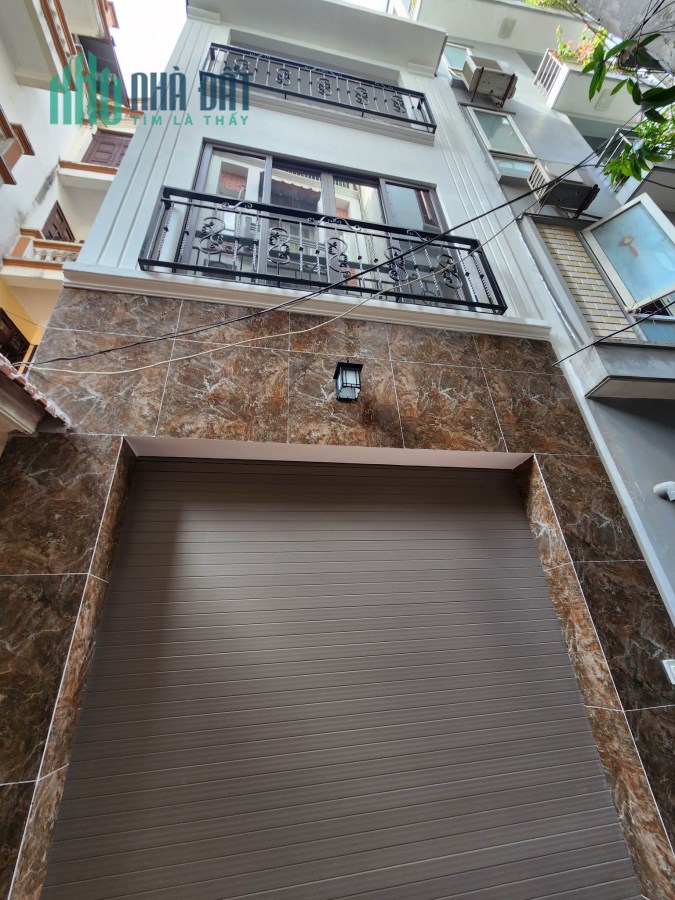Bán nhà  đẹp mới phong cách hiện đâị tại Âu Cơ,Tây Hồ