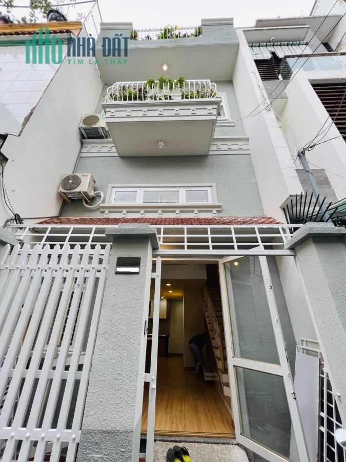 Hoàng Hoa Thám /39 - 36m2-4 Tấm-Ngang 4.5m -Nhà Mới Tinh-4PN-Giá Qatar 5.38 tỷ-TL Nhẹ