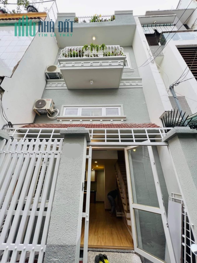 NHÀ ĐẸP SỔ ĐẸP DÂN TRÍ OK GIÁ TỐT – HOÀNG HOA THÁM – VUÔNG A4 – 4 TẦNG – CHỈ 5.38 TỶ