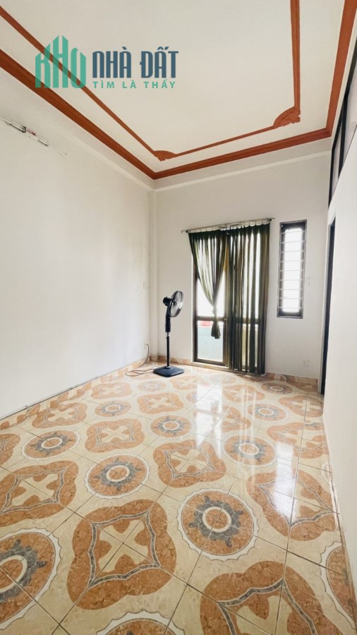 Gấp Bán Nhà Bàu Cát Phường 10 Tân Bình, Ô tô đậu, Gần 60m2 chỉ 4 tỷ xíu