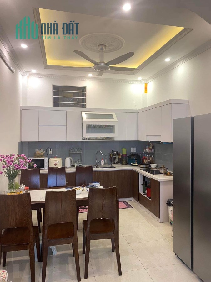 Cực hiếm nhà bán Đức Diễn 45m2, 4 Tầng, gần ô tô, chỉ 4.15 tỷ