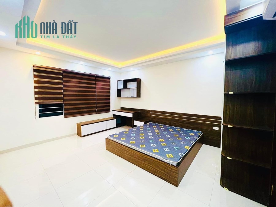 Bán nhà Tân Triều, Thanh Trì, 35m2x4T, mt8m, ở ngay giá 2.8 tỷ