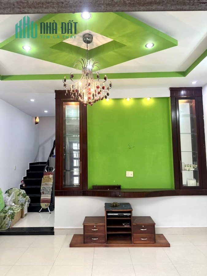 Nhà đường số 2, Tam Bình, Thủ Đức 35m2 giá chỉ 3,4 tỷ