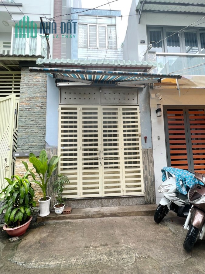 Nhà trệt/lửng hẻm xe tải nhỏ đường 184 Âu Dương Lân P3Q8