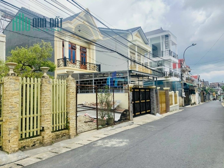 Lô đất đẹp, sổ riêng xây dựng ở Mê Linh Phường 9 Đà Lạt, diện tích 122m2 giá chỉ có 7,7 tỷ