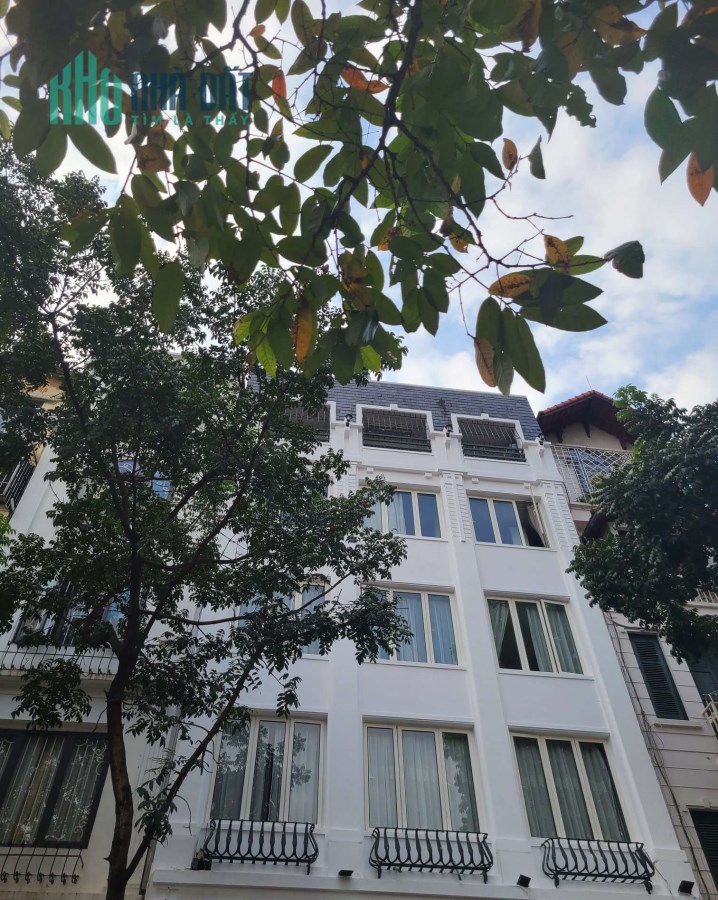 Bán nhà mặt phố Lê Hồng Phong, Hà Nội, dt 150m2, mt 7.5m, 8 tầng, giá 86 tỉ