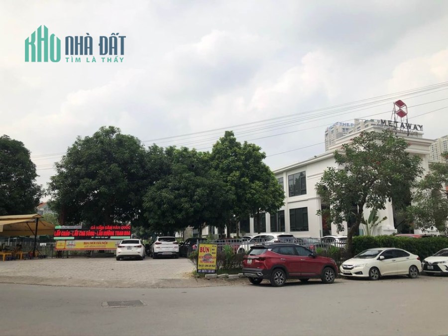 Bán Biệt thự Văn Khê hoàn thiện đẹp, 186m2, 4 tầng, mt11m, giá 25 tỷ