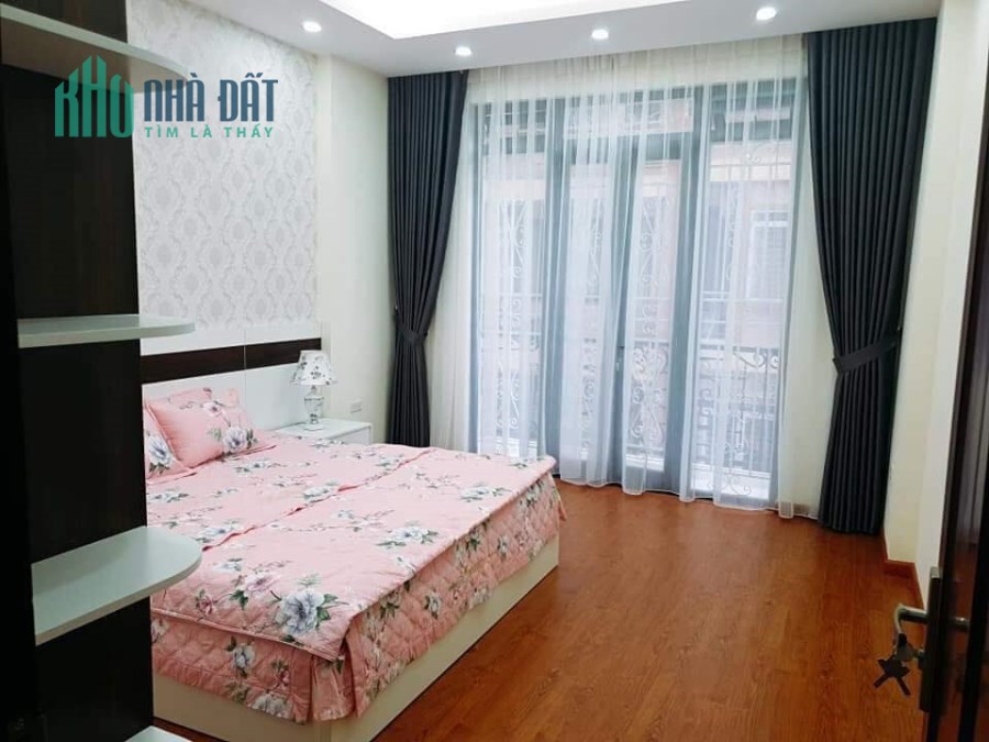 Hẻm Xe Hơi Tránh Hoà Hưng P 4 Lầu BTCT Full Nội Thất Cần Bán Gấp