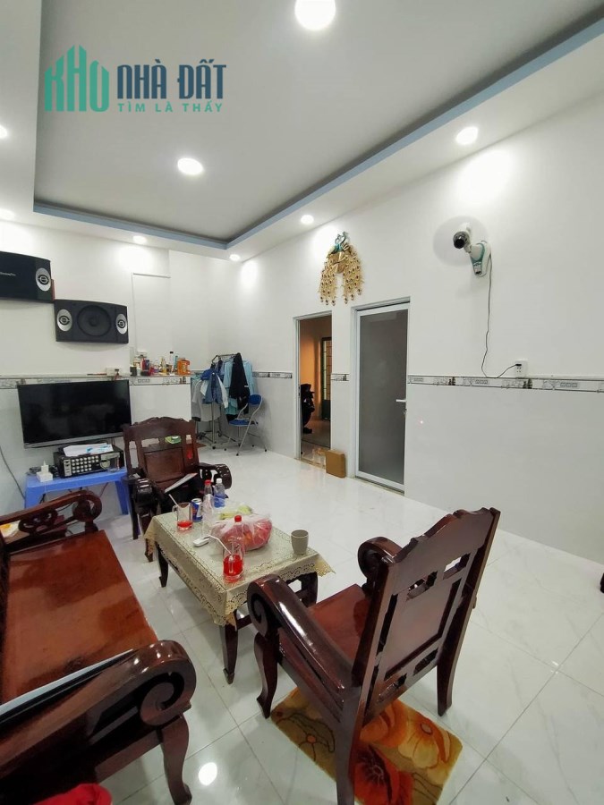 Bán nhà C4 đường phú thọ hòa, hẻm ba gác, 48m2 chỉ 3.95 tỷ, ngang 6m