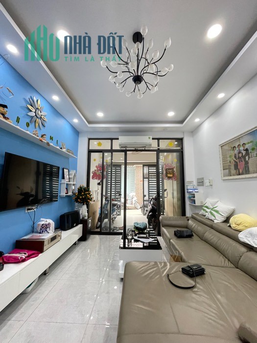 Hẻm XH, Nguyễn Duy Trinh , Ngang 4, 65m2 ,3 Tầng BTCT, Chỉ 4.1 tỷ.