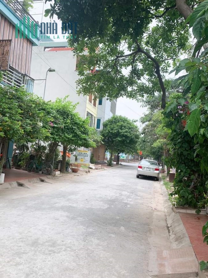 Bán nhà phố Ba La, khu  Man Bồi Gốc Găng, 50m2, 5 tầng, 3 ô tô tránh, kinh doanh tốt, 6.65 tỷ