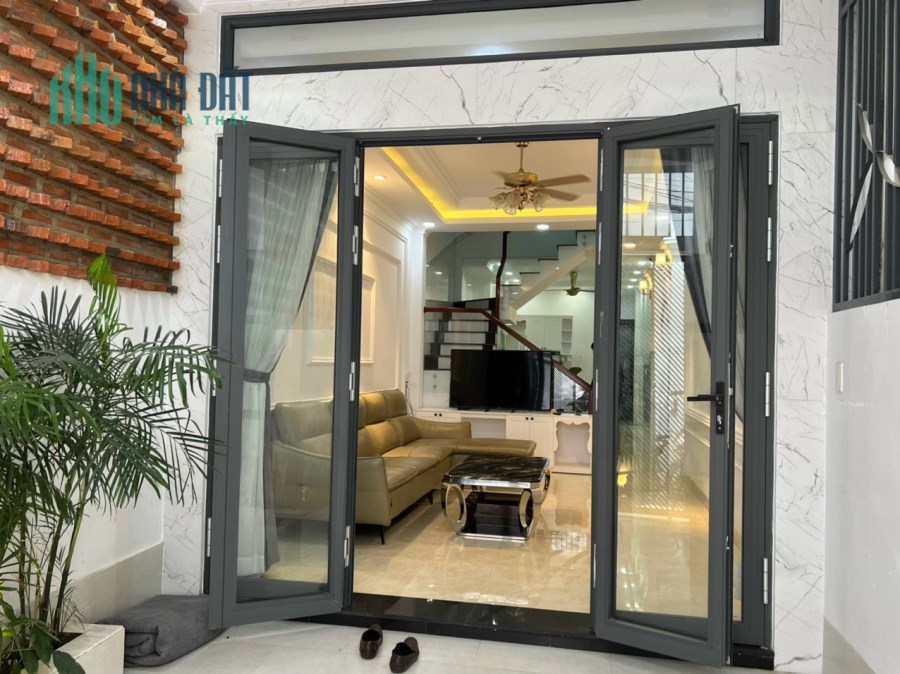 Bán nhà Phố Phạm Ngọc Thạch, Nha Trang; 73m2 4 tỷ