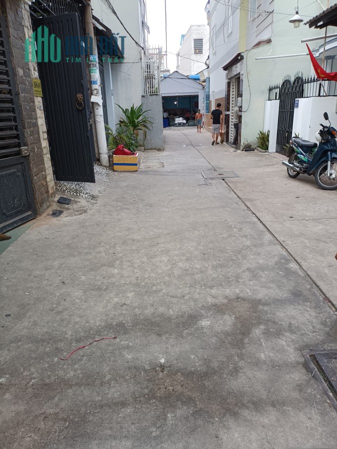 BÁN NHÀ HXH ĐỘC LẬP TÂN PHÚ, NGANG 4.05x20M CHỈ NHỈNH 7 TỶ
