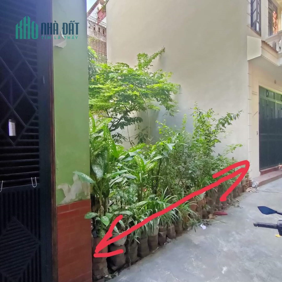BÁN ĐẤT DỊCH VỌNG CẦU GIẤY, NGÕ THÔNG, GẦN Ô TÔ, 59M2, MT 4,8M, GIÁ RẺ KHÔNG TƯỞNG