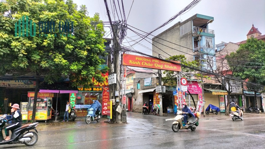 BÁN GẤP NHÀ 14 TẢ THANH OAI THANH TRÌ HÀ NỘI
TẶNG LẠI NỘI THẤT
LH 0981648866