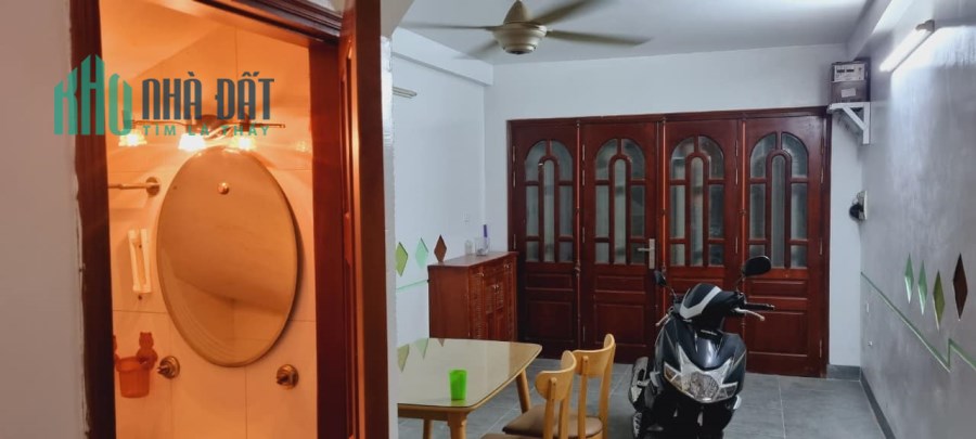 Bán nhà tại Trường Chinh , Q Đống Đa , Hà Nội 34m2 , 6 tầng , giá 4.9tỷ