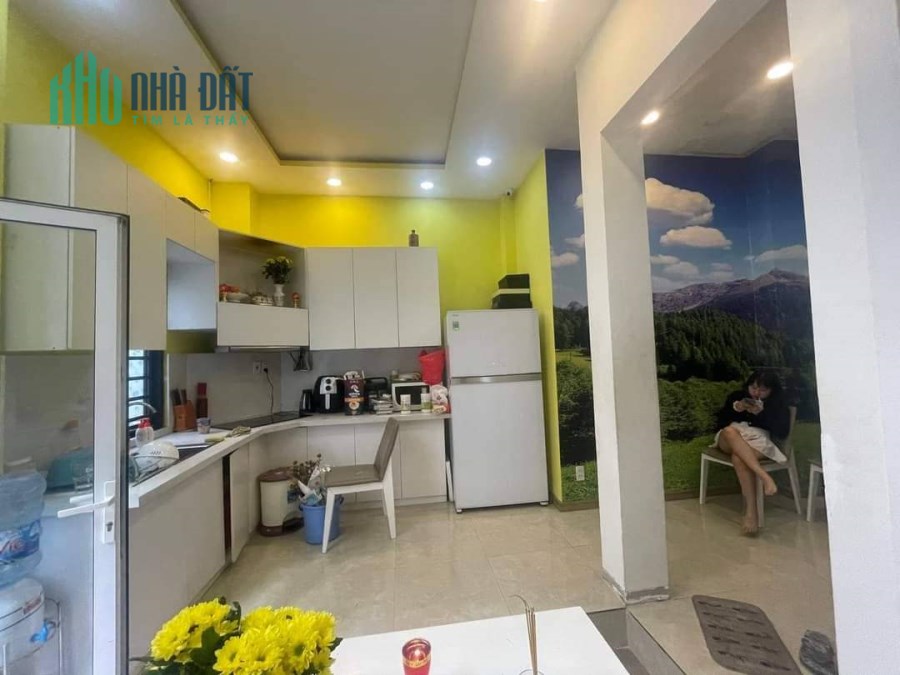 GIÁ RẺ, Mặt tiền kinh doanh, đường Nguyễn Tri Phương, quận 10, 44 m2, giá chỉ nhỉnh7 tỷ