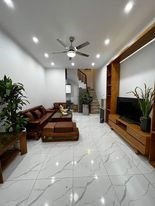 NGỌC KHÁNH - BA ĐÌNH, ĐẸP MỸ MIỀU, KD NHỎ, GẦN Ô TÔ
36M, 4T, MT: 4M, 4 TỶ.