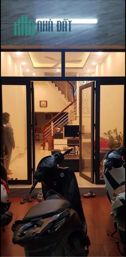 BÁN NHÀ NGÕ HÒA BÌNH 7  HAI BÀ TRƯNG HÀ NỘI 40M2  10M Ô TÔ NỞ HẬU  3 TỶ