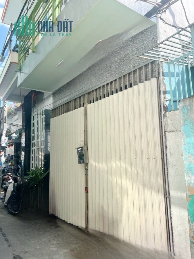 Nhà 2 tầng hẻm thông đường Dương Bá Trạc P1Q8  Giá : 3.6 Tỷ