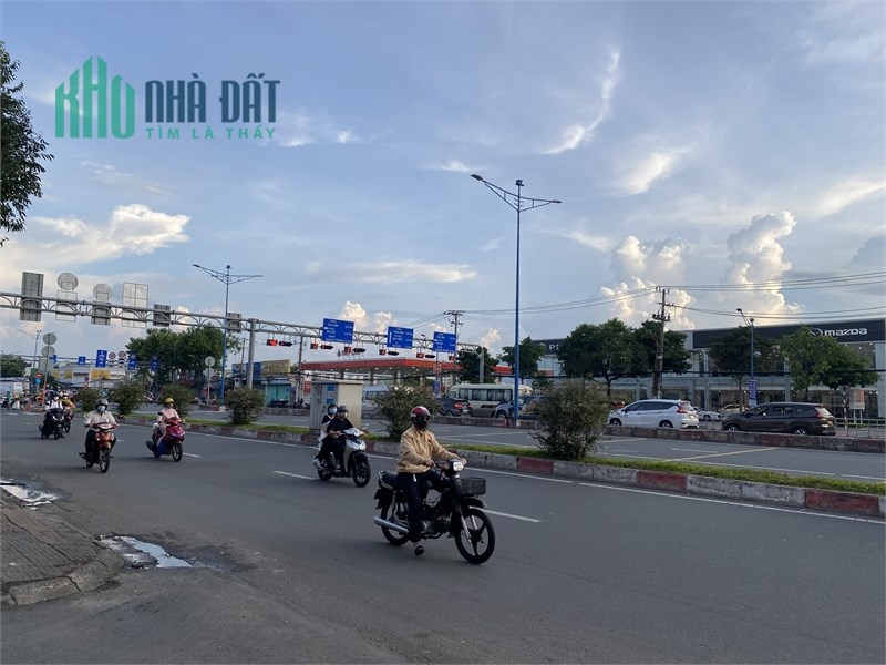 MẶT TIỀN KD TÂY THẠNH, TÂN PHÚ 95 m2, DOANH THU 20 TRIỆU