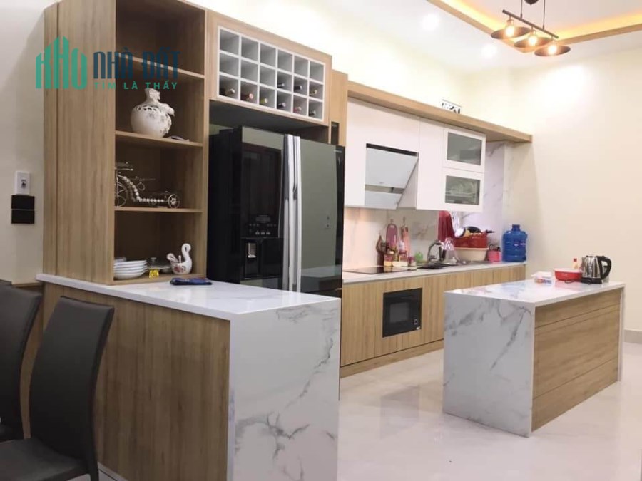 Tôi cần bán gấp Mặt phố Láng Hạ giá 21.5 tỷ, 70mx4 tầng, Kinh doanh lớn, 2 mặt tiền