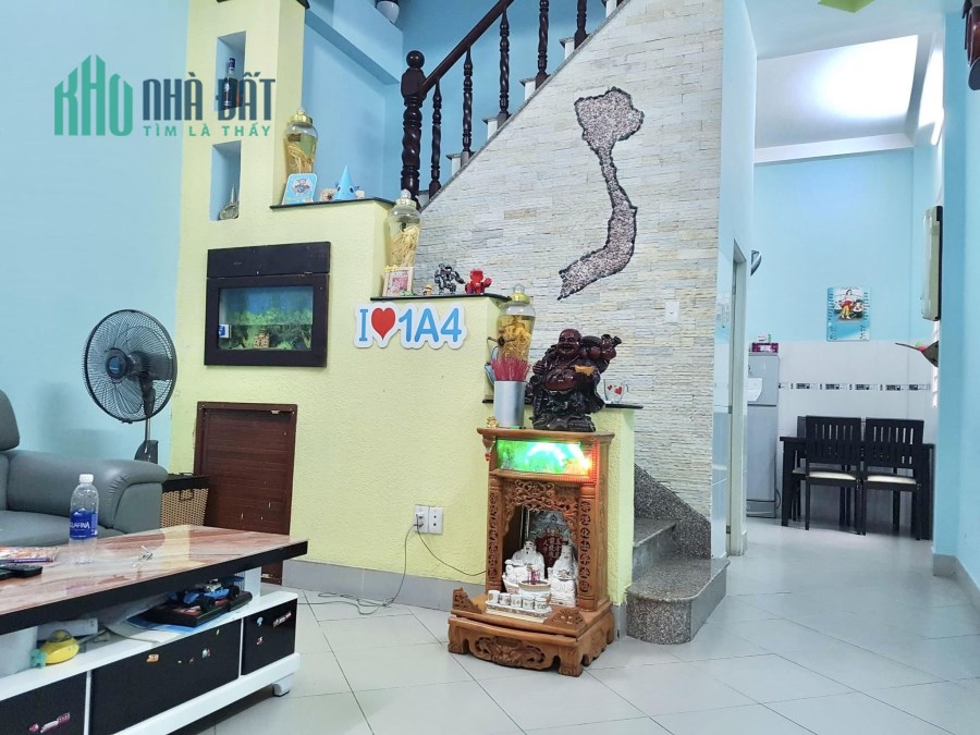 Môi giới định cư bán nhà rẻ gần chợ Nguyễn Tri Phương Quận 10 40m2 chỉ 4 tỷ 5